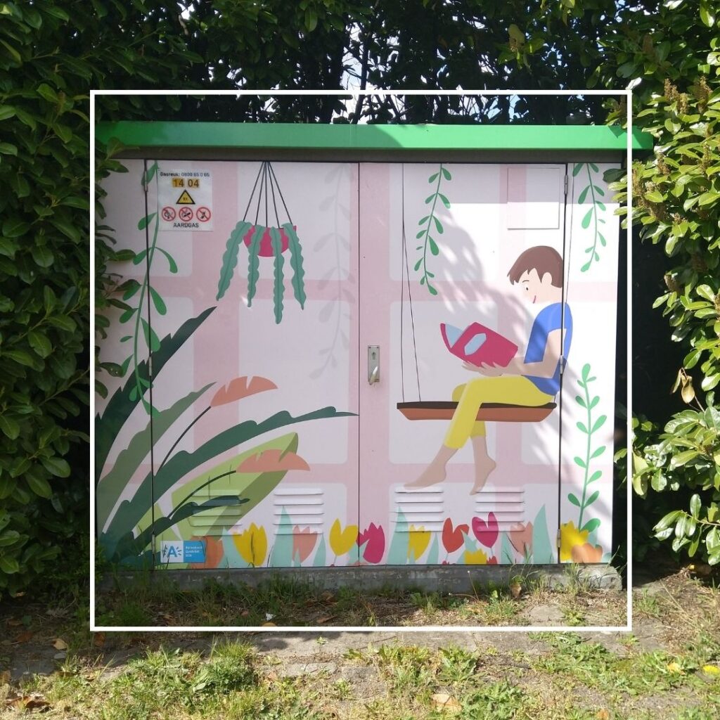 Zomerblog: kunst op straat - een bestickerde nutskast in Berendrecht