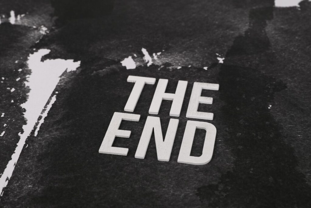 't Is weer voorbij... - tekst "the end"